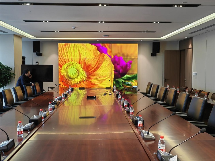 液晶拼接屏怎么樣實(shí)現(xiàn)會(huì)議辦公顯示？